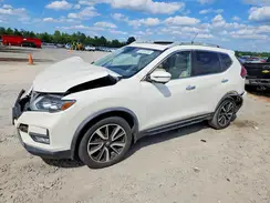 JN8AT2MV0JW322704 2018 NISSAN ROGUE