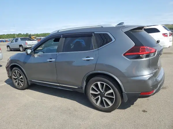JN8AT2MV0JW324534 2018 NISSAN ROGUE - Image 2