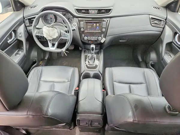 JN8AT2MV0JW324677 2018 NISSAN ROGUE - Image 8
