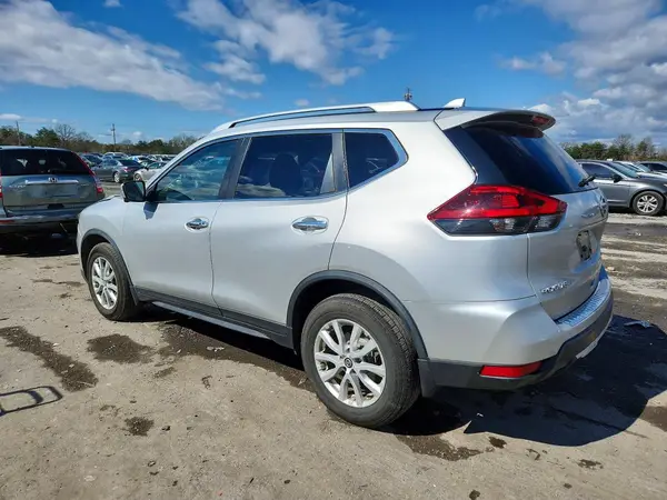 JN8AT2MV0JW346307 2018 NISSAN ROGUE - Image 2