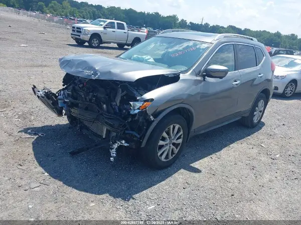 JN8AT2MV0JW349157 2018 NISSAN ROGUE - Image 2