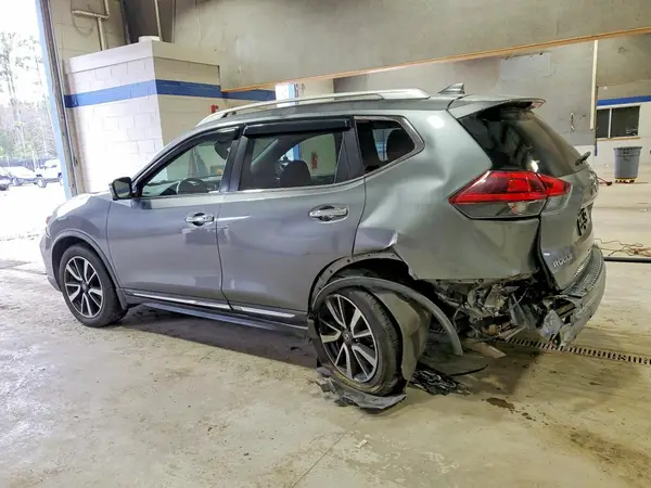 JN8AT2MV0JW351703 2018 NISSAN ROGUE - Image 2