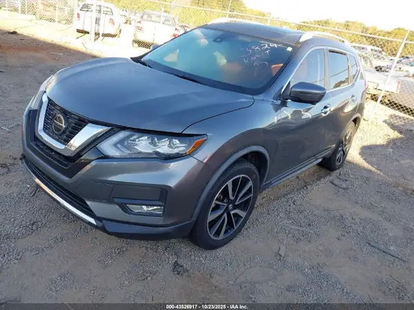 JN8AT2MV0JW353824 2018 NISSAN ROGUE - Image 2