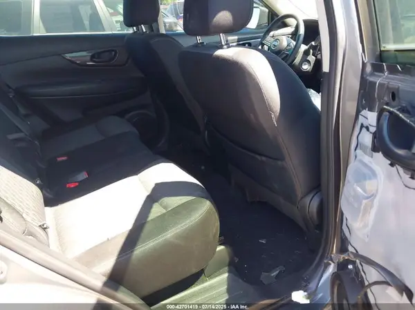 JN8AT2MV0KW374075 2019 NISSAN ROGUE - Image 8