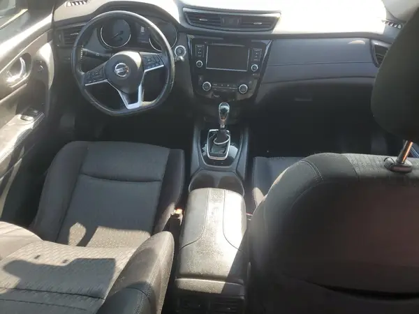 JN8AT2MV0KW375677 2019 NISSAN ROGUE - Image 8