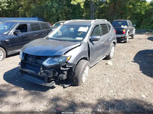 JN8AT2MV0KW375811 2019 NISSAN ROGUE - Image 2