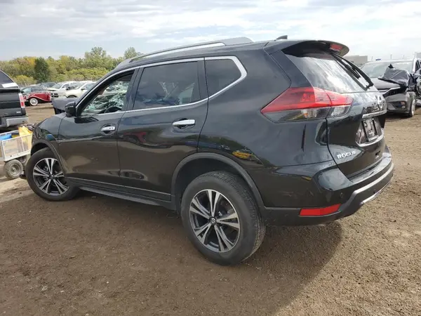 JN8AT2MV0KW377560 2019 NISSAN ROGUE - Image 2