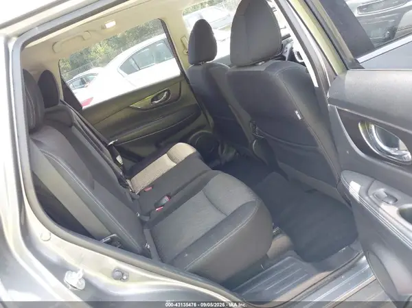 JN8AT2MV0KW378823 2019 NISSAN ROGUE - Image 8