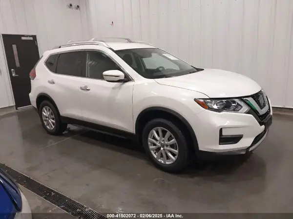 JN8AT2MV0KW382287 2019 NISSAN ROGUE - Image 1