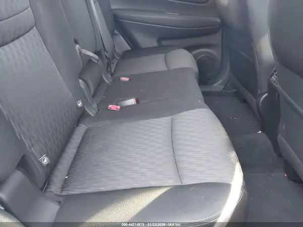 JN8AT2MV0KW384671 2019 NISSAN ROGUE - Image 8