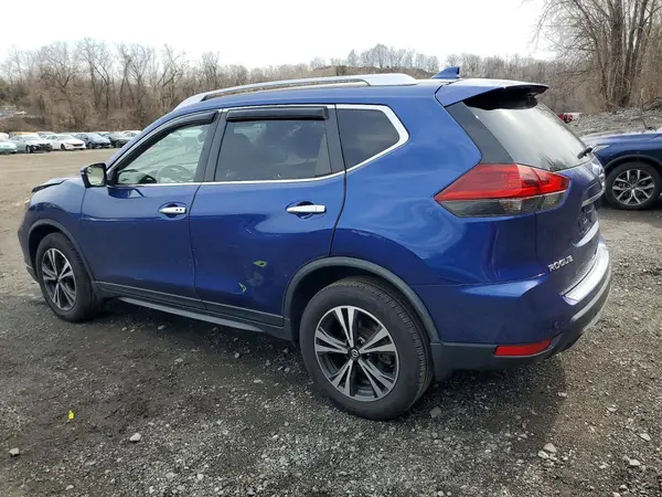 JN8AT2MV0KW385304 2019 NISSAN ROGUE - Image 2