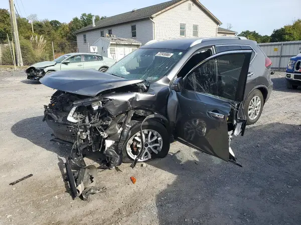 JN8AT2MV0KW385531 2019 NISSAN ROGUE - Image 1