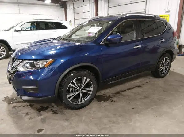 JN8AT2MV0KW387120 2019 NISSAN ROGUE - Image 2