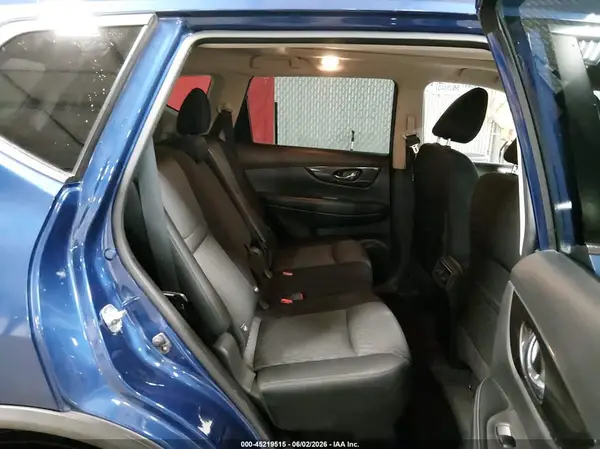 JN8AT2MV0KW387120 2019 NISSAN ROGUE - Image 8
