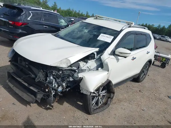 JN8AT2MV0KW387800 2019 NISSAN ROGUE - Image 2
