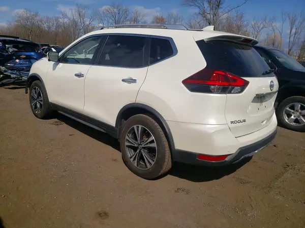 JN8AT2MV0KW391006 2019 NISSAN ROGUE - Image 2