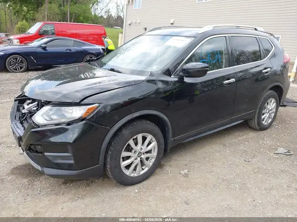 JN8AT2MV0KW393533 2019 NISSAN ROGUE - Image 2