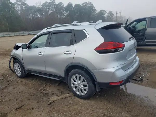 JN8AT2MV0KW393791 2019 NISSAN ROGUE - Image 2