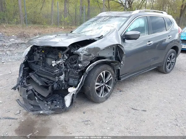 JN8AT2MV0KW396903 2019 NISSAN ROGUE - Image 2