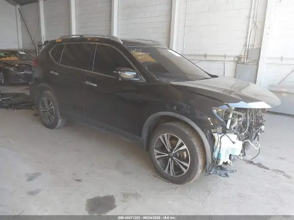 JN8AT2MV0KW399574 2019 NISSAN ROGUE - Image 1