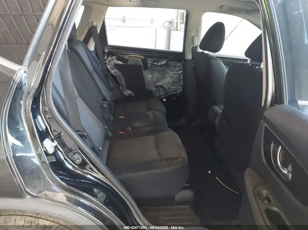 JN8AT2MV0KW399574 2019 NISSAN ROGUE - Image 8