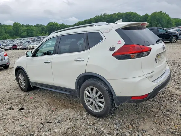 JN8AT2MV0LW100814 2020 NISSAN ROGUE - Image 2
