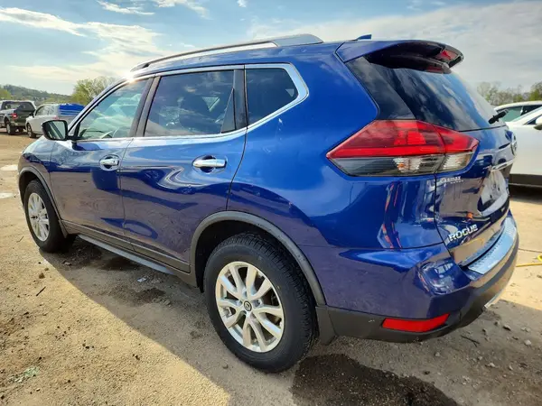JN8AT2MV0LW103468 2020 NISSAN ROGUE - Image 2