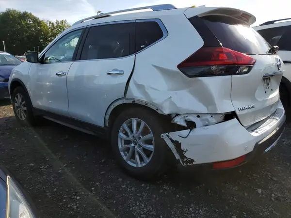 JN8AT2MV0LW105611 2020 NISSAN ROGUE - Image 2