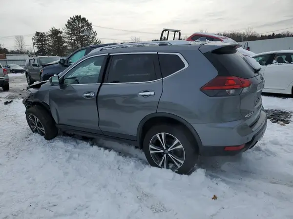 JN8AT2MV0LW111828 2020 NISSAN ROGUE - Image 2