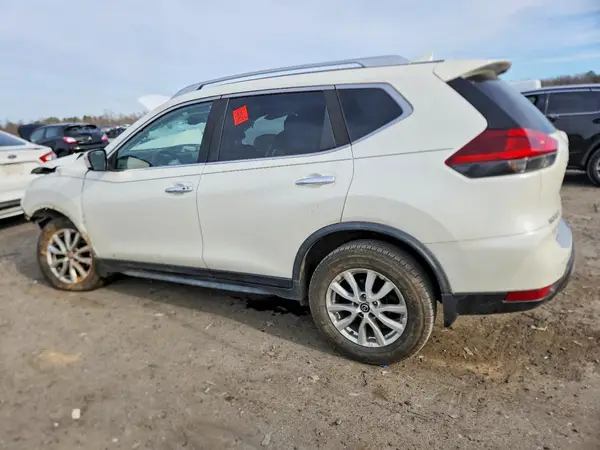 JN8AT2MV0LW112185 2020 NISSAN ROGUE - Image 2