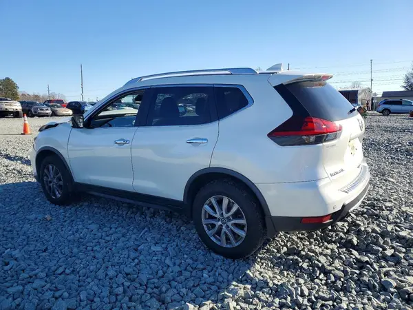 JN8AT2MV0LW115779 2020 NISSAN ROGUE - Image 2