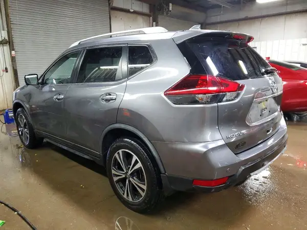 JN8AT2MV0LW118455 2020 NISSAN ROGUE - Image 2