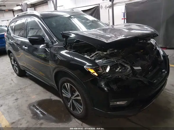 JN8AT2MV0LW120366 2020 NISSAN ROGUE - Image 1