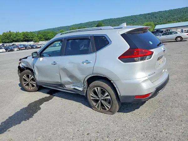 JN8AT2MV0LW131335 2020 NISSAN ROGUE - Image 2