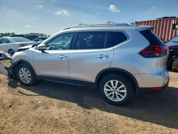 JN8AT2MV0LW135319 2020 NISSAN ROGUE - Image 2