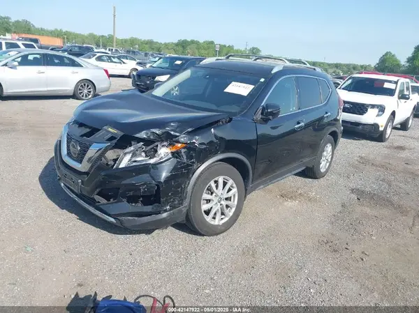 JN8AT2MV0LW136065 2020 NISSAN ROGUE - Image 2