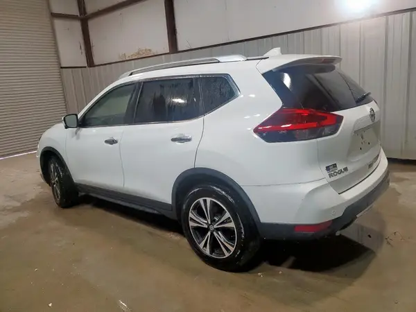 JN8AT2MV0LW139130 2020 NISSAN ROGUE - Image 2