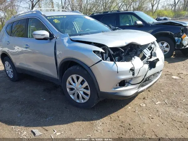 JN8AT2MV1GW131656 2016 NISSAN ROGUE - Image 1