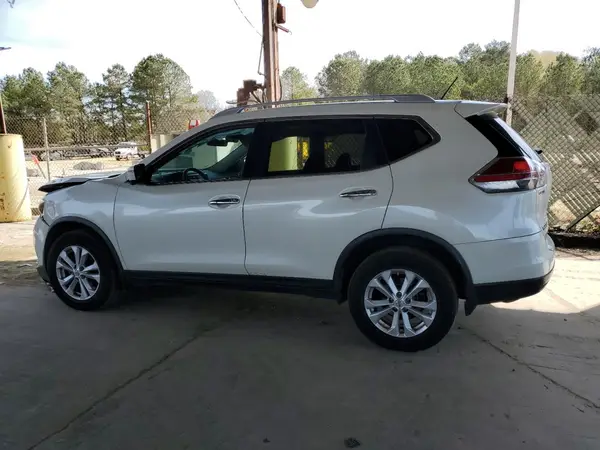 JN8AT2MV1GW146528 2016 NISSAN ROGUE - Image 2
