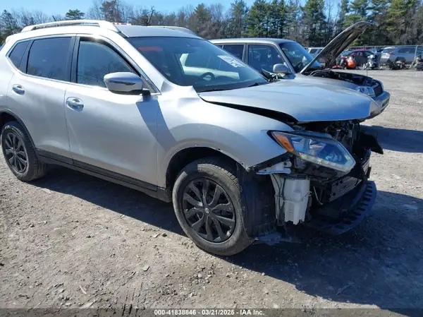 JN8AT2MV1GW150692 2016 NISSAN ROGUE - Image 1
