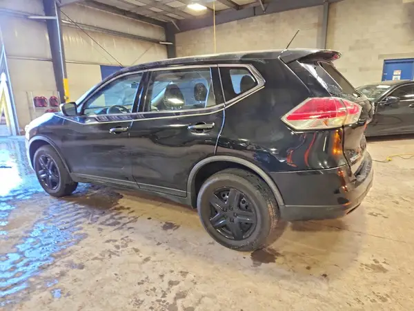 JN8AT2MV1GW152409 2016 NISSAN ROGUE - Image 2
