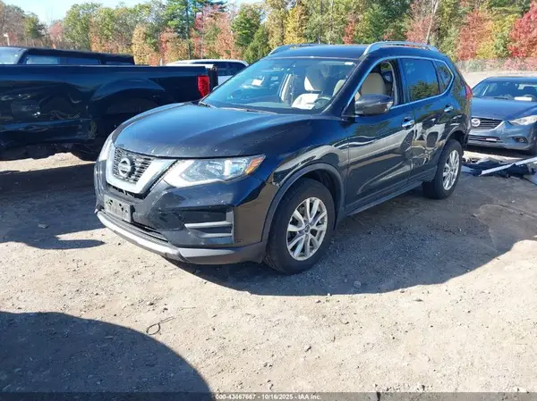 JN8AT2MV1HW001877 2017 NISSAN ROGUE - Image 2