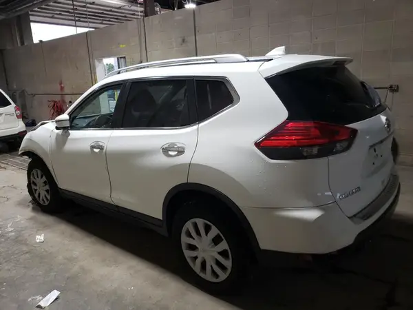 JN8AT2MV1HW003175 2017 NISSAN ROGUE - Image 2