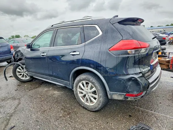 JN8AT2MV1HW003404 2017 NISSAN ROGUE - Image 2