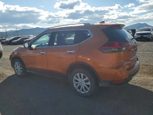 JN8AT2MV1HW005265 2017 NISSAN ROGUE - Image 2