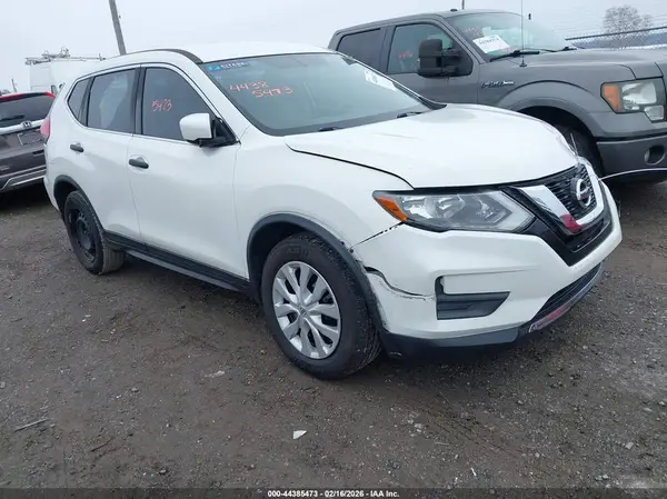 JN8AT2MV1HW006335 2017 NISSAN ROGUE - Image 1