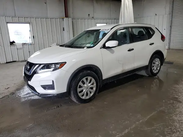 JN8AT2MV1HW008568 2017 NISSAN ROGUE - Image 1