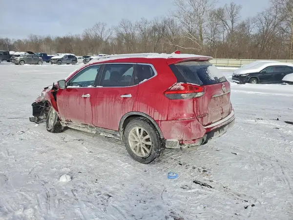 JN8AT2MV1HW008943 2017 NISSAN ROGUE - Image 2