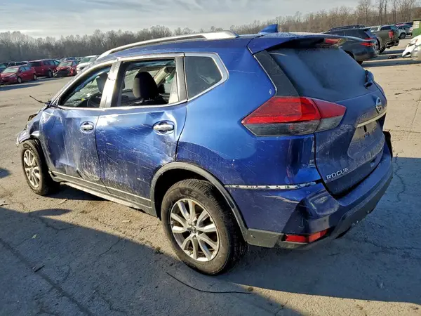 JN8AT2MV1HW009056 2017 NISSAN ROGUE - Image 2