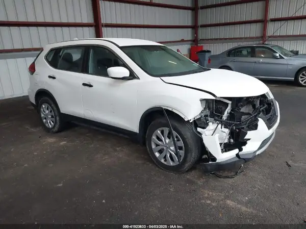 JN8AT2MV1HW010658 2017 NISSAN ROGUE - Image 1